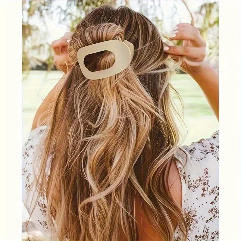 4 Pcs Frosted Acrylic Oval Hair Clips Women Flat no Trace Large Minimalist Gifts Secondary image